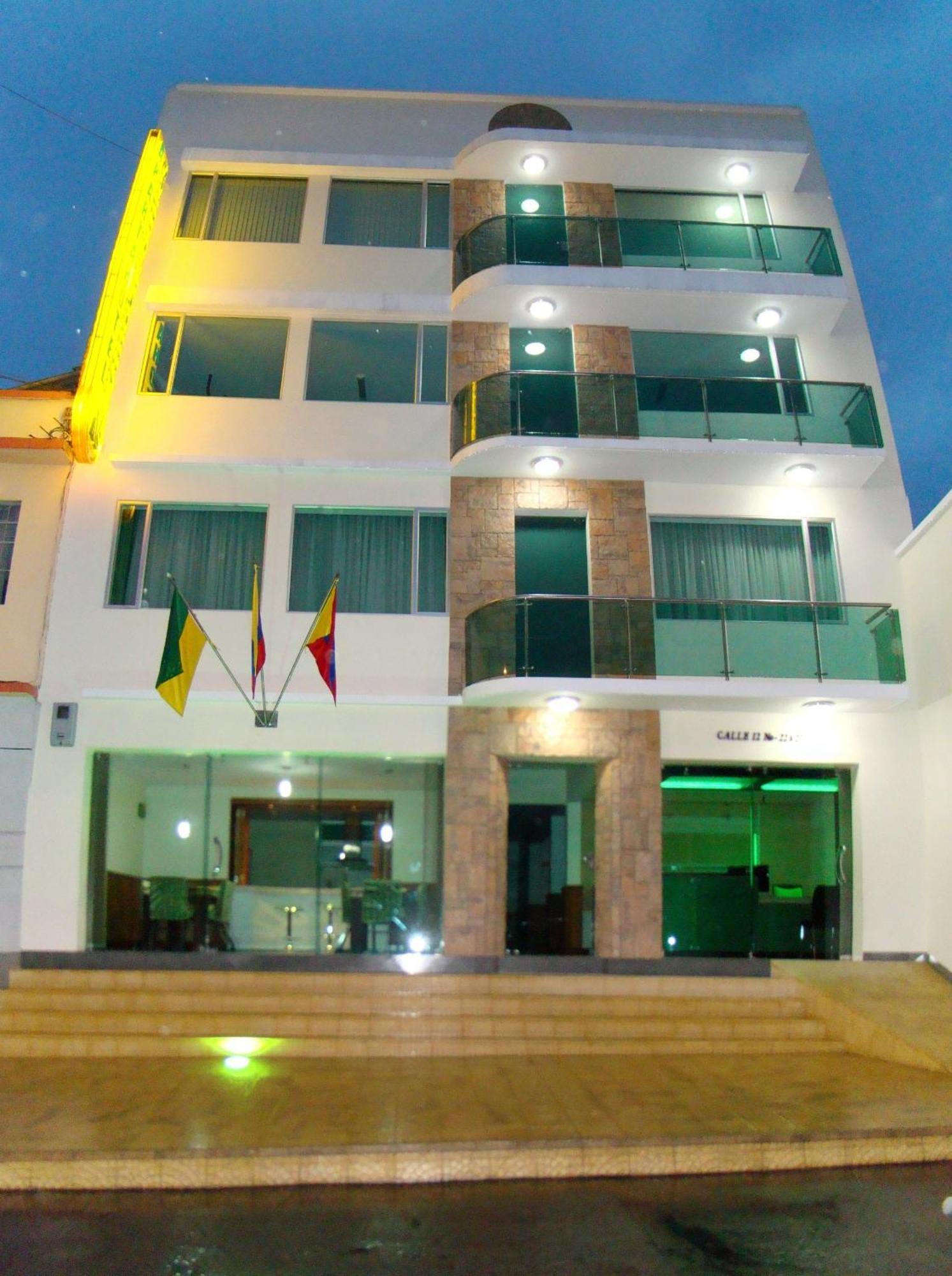 Apartahotel Vincent Suites Pasto Exterior photo