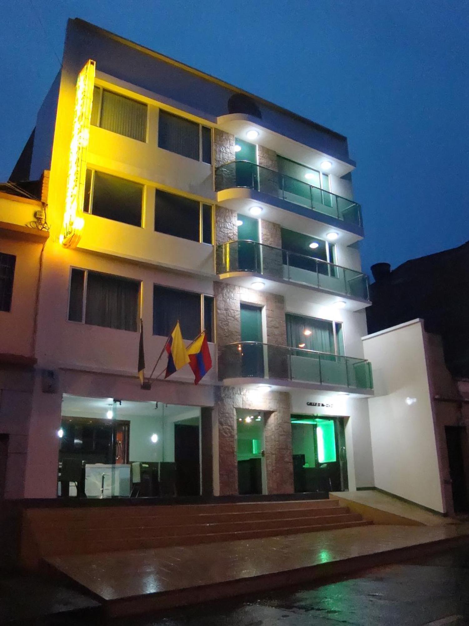 Apartahotel Vincent Suites Pasto Exterior photo